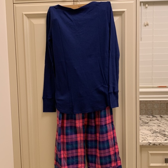 Victoria’s Secret pajamas - Picture 3 of 3